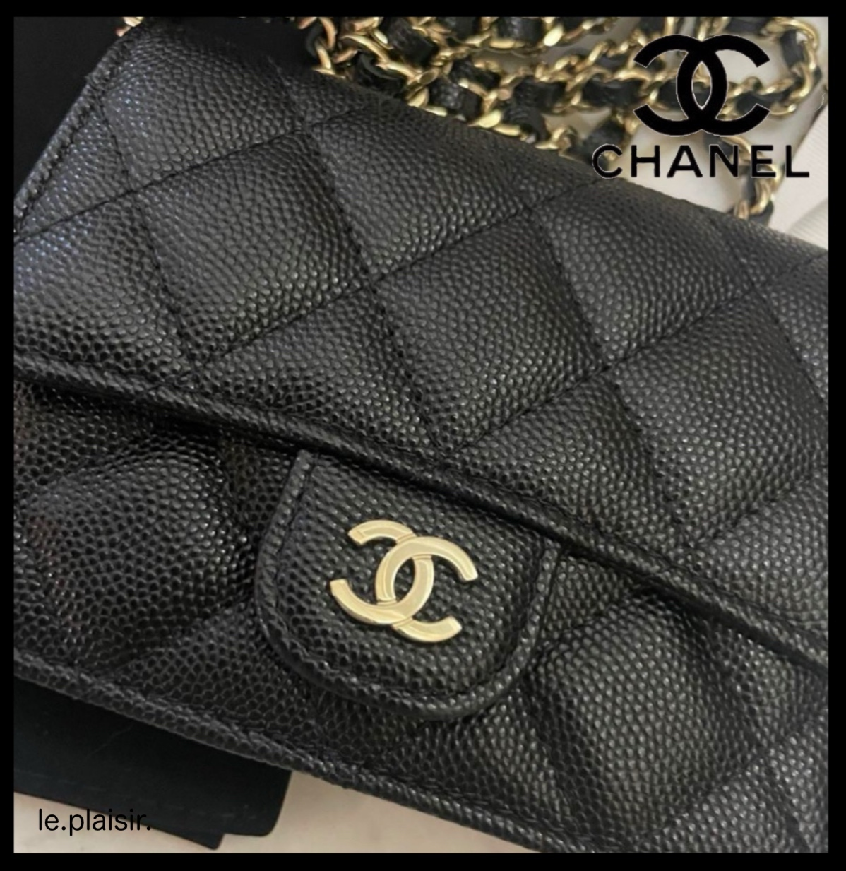 CHANEL　クラシックチェーンクラッチ